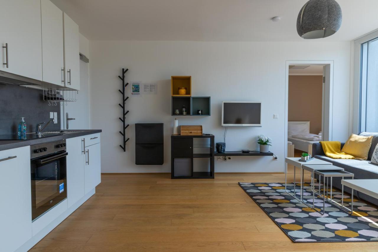 Maureen Lovely 2 Bedroom Unit With Community Pool Vienna Exterior photo
