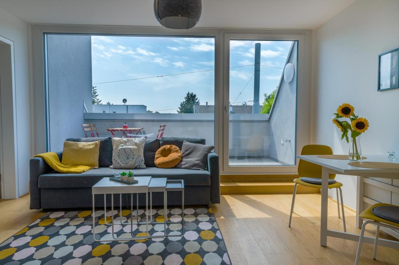 Maureen Lovely 2 Bedroom Unit With Community Pool Vienna Exterior photo