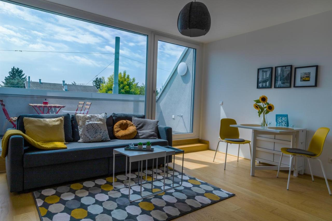 Maureen Lovely 2 Bedroom Unit With Community Pool Vienna Exterior photo